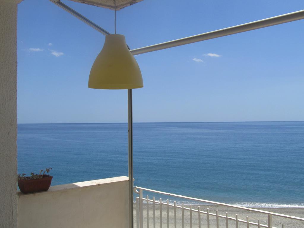 Appartamento Mare Mare Forza dʼAgro Exterior foto
